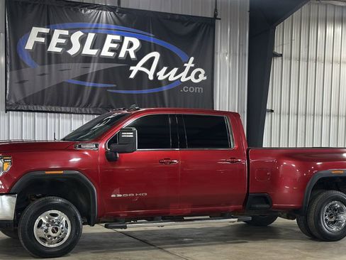 Used 2022 GMC Sierra 3500 SLE w/ SLE Convenience Package image 1