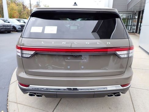 New 2026 Lincoln Aviator Reserve image 4