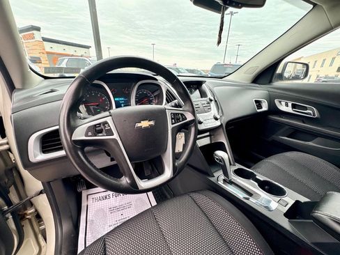 Used 2015 Chevrolet Equinox LT w/ Driver Convenience Package image 12