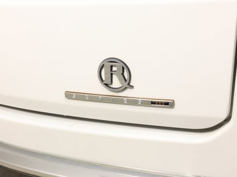 Used 2022 Jeep Grand Wagoneer Series III w/ Rear Seat Video Group 1 image 17