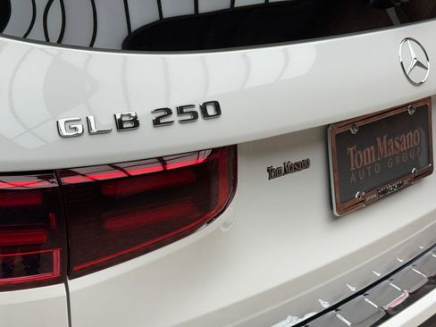 New 2026 Mercedes-Benz GLB 250 4MATIC image 5