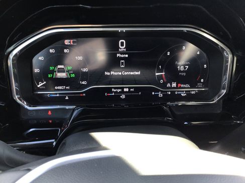 Used 2025 GMC Sierra 1500 SLT image 14