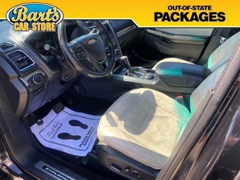 Used 2016 Ford Explorer Platinum AWD/4WD image 30