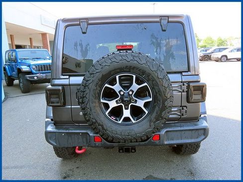 Certified 2018 Jeep Wrangler Unlimited Rubicon AWD/4WD image 6
