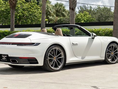 Used 2022 Porsche 911 Carrera image 8