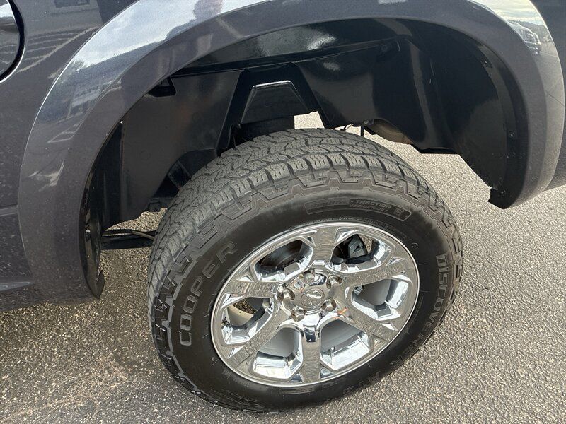 Used 2016 RAM 1500 Laramie w/ Convenience Group AWD/4WD image 12