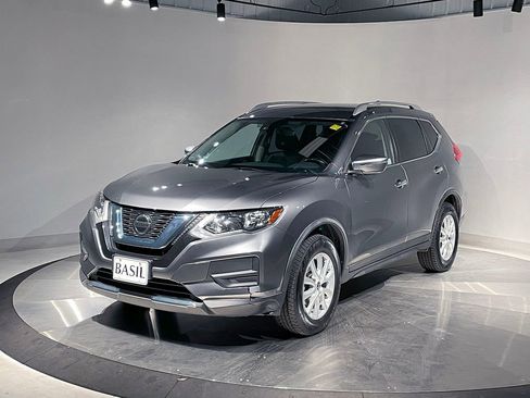 Used 2020 Nissan Rogue SV image 8