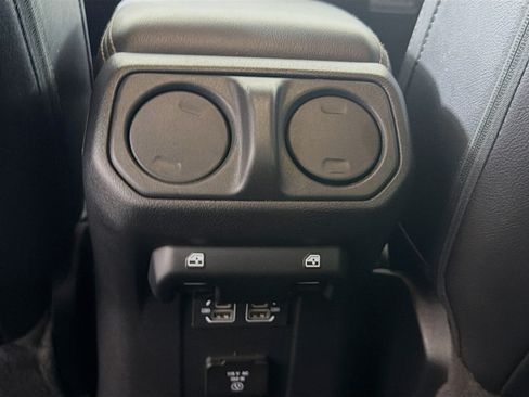 Used 2023 Jeep Wrangler Unlimited Sahara w/ Cold Weather Group AWD/4WD image 26