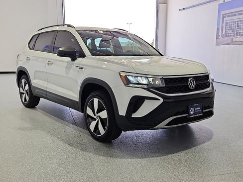 Certified 2024 Volkswagen Taos S AWD/4WD image 4