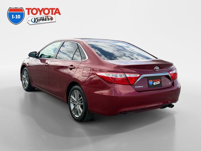 Used 2015 Toyota Camry SE FWD image 3