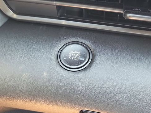 New 2026 Hyundai Elantra SEL Sport FWD image 10