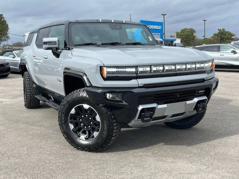 New 2025 GMC Hummer EV 3X w/ Extreme Off-Road Package image 2
