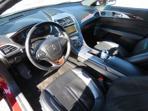 Used 2019 Lincoln MKZ Reserve image 11