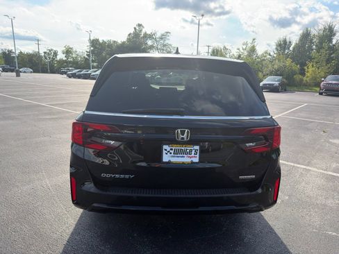 Used 2025 Honda Odyssey Touring image 7