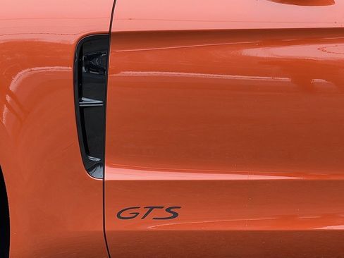 Used 2023 Porsche Panamera GTS image 24