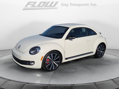 Used 2012 Volkswagen Beetle Turbo FWD image 4