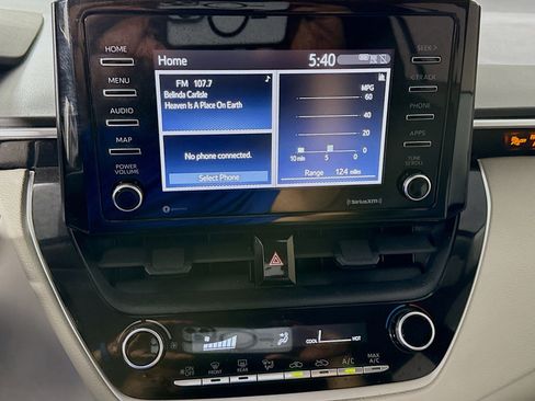 Used 2021 Toyota Corolla L FWD image 18