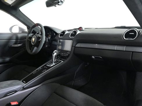 Used 2023 Porsche 718 Cayman GT4 image 16