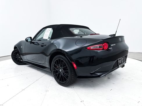 Used 2019 MAZDA MX-5 Miata Club w/ Brembo/BBS Recaro Package image 2