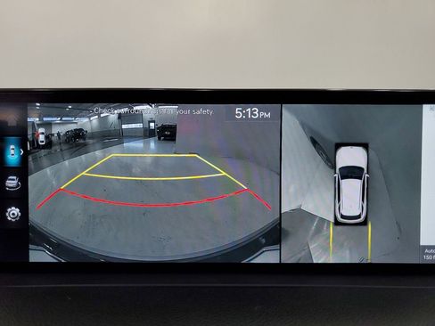 Used 2024 Genesis Electrified GV70 Advanced image 14