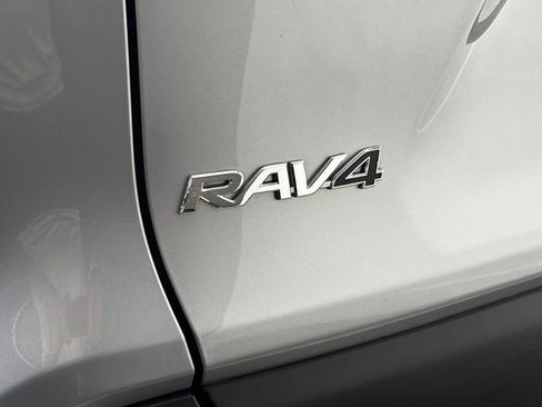 Used 2025 Toyota RAV4 LE FWD image 7