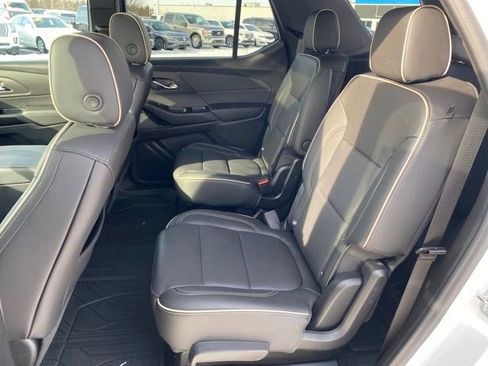 Certified 2023 Chevrolet Traverse Premier w/ Redline Edition image 21