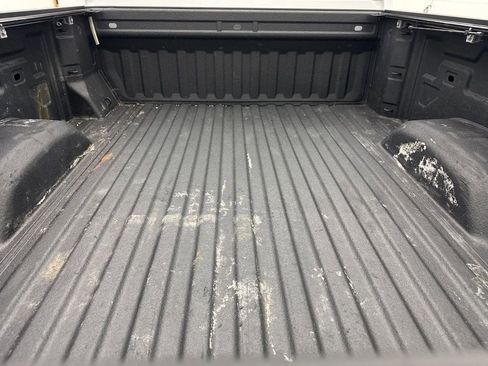 Used 2022 GMC Sierra 2500 SLE w/ SLE Convenience Package image 12