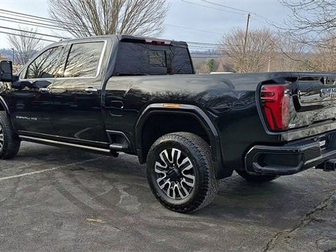 Used 2024 GMC Sierra 2500 Denali Ultimate w/ Snow Plow Prep/Camper Package image 2