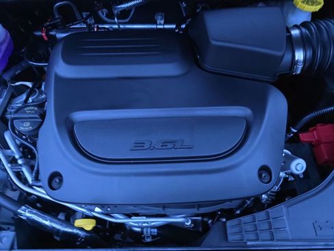 New 2026 Chrysler Pacifica Limited image 32