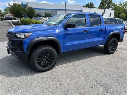 New 2026 Chevrolet Colorado Trail Boss AWD/4WD image 1