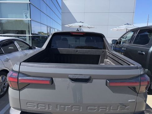 Used 2022 Hyundai Santa Cruz SEL AWD/4WD image 7