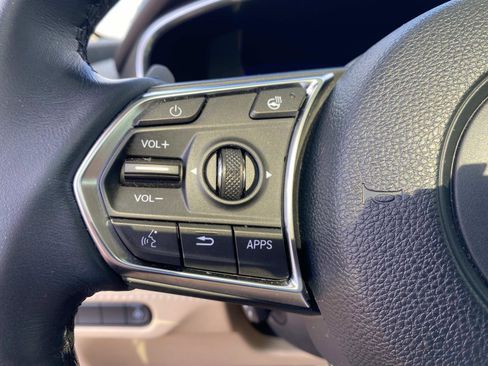 Used 2023 Acura MDX SH-AWD w/ Advance Package image 18