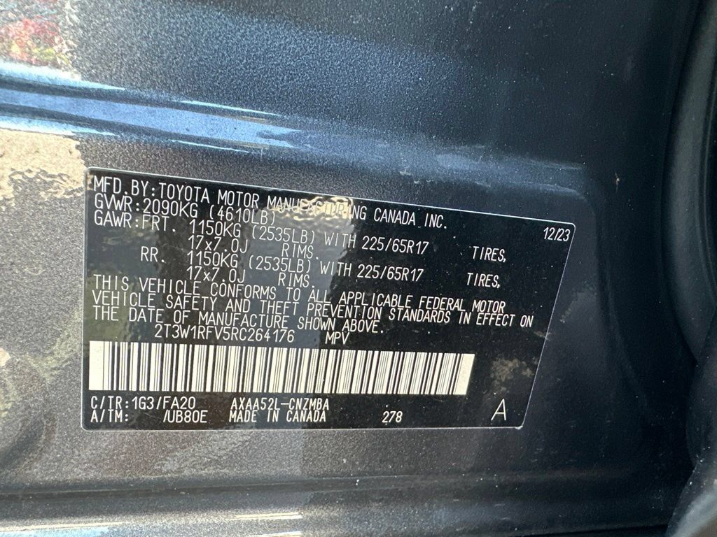 Used 2024 Toyota RAV4 XLE w/ Convenience Package FWD image 18
