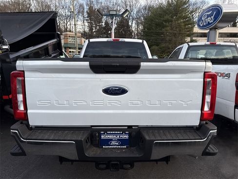 New 2025 Ford F350 XLT w/ FX4 Off-Road Package image 5