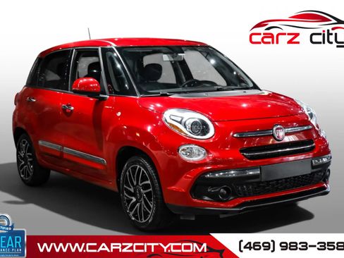 Used 2020 FIAT 500L Pop w/ Chrome Appearance Group FWD image 1