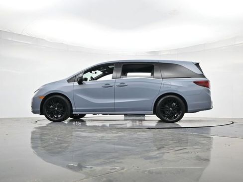 Used 2025 Honda Odyssey Sport-L image 38