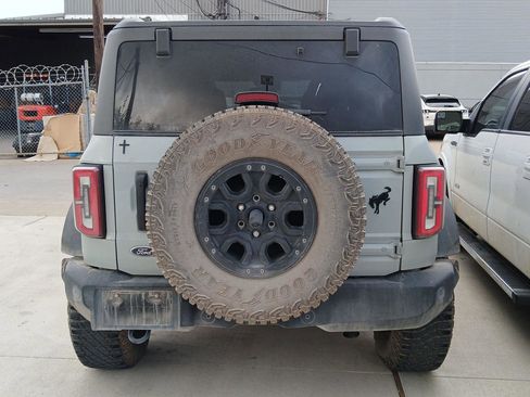 Used 2023 Ford Bronco Wildtrak AWD/4WD image 9