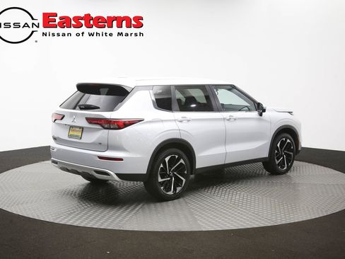 Used 2024 Mitsubishi Outlander AWD image 42