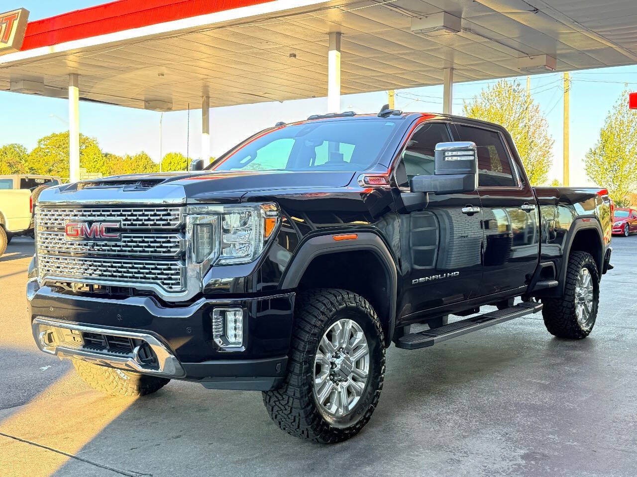 Used 2020 GMC Sierra 2500 Denali w/ Denali Ultimate Package AWD/4WD image 6
