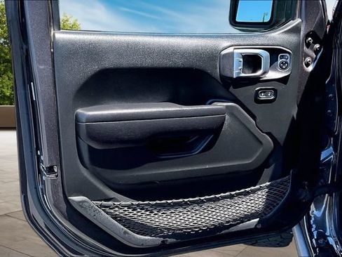 Used 2024 Jeep Wrangler Unlimited AWD/4WD image 19