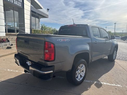 Used 2022 Chevrolet Colorado W/T image 3