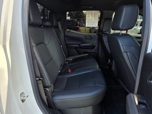 Used 2026 Chevrolet Colorado Trail Boss AWD/4WD image 17