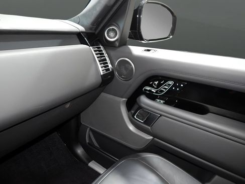 Used 2020 Land Rover Range Rover Autobiography AWD/4WD image 16