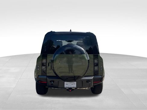 New 2026 Land Rover Defender 110 X-Dynamic SE AWD/4WD image 4