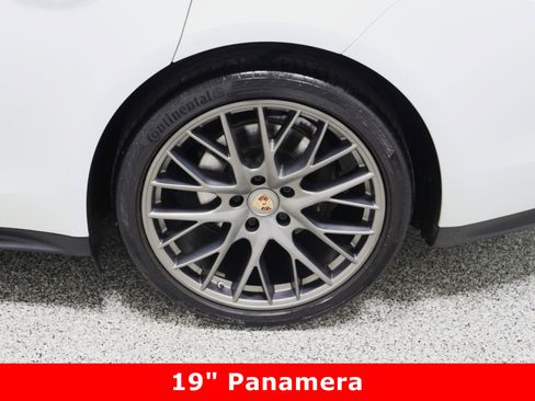 Used 2021 Porsche Panamera 4 image 10