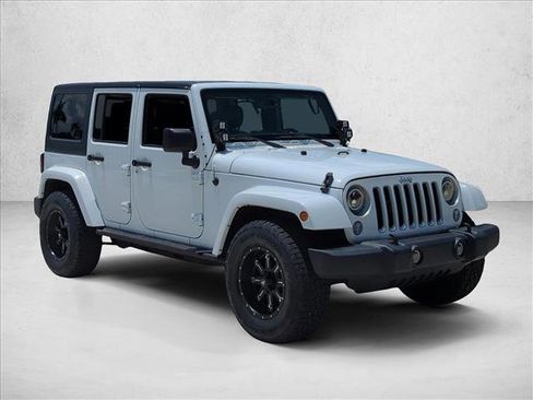 Used 2018 Jeep Wrangler Unlimited Sport S image 3