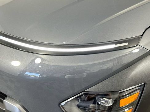 Used 2024 Hyundai Kona SEL w/ Convenience Package AWD/4WD image 3