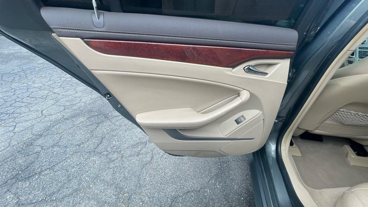 Used 2011 Cadillac CTS Luxury AWD/4WD image 21