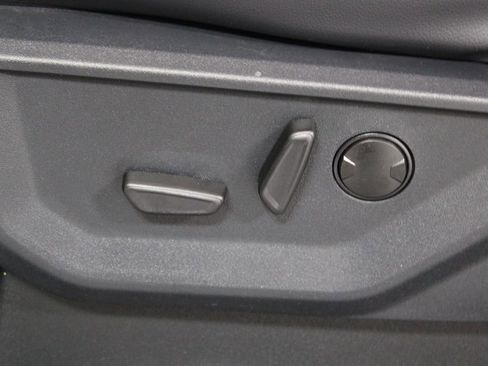 New 2026 Ford F250 Lariat w/ Black Appearance Package image 22