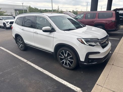 Used 2022 Honda Pilot Touring image 2